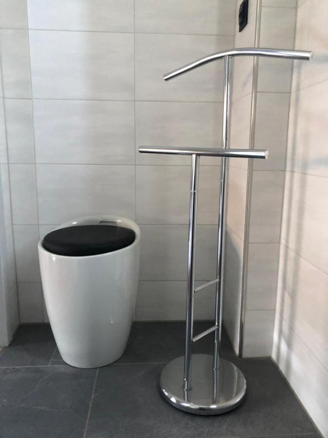 Body Kult Loft - Modernes Appartement Mit 2 Separaten Schlafzimmern Zwickau Zewnętrze zdjęcie